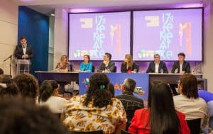 17ª Fenearte exalta o artesanato e a arte brincantes Lucas Oliveira 2127 300x189 - 17ª Fenearte exalta o artesanato e a arte brincantes