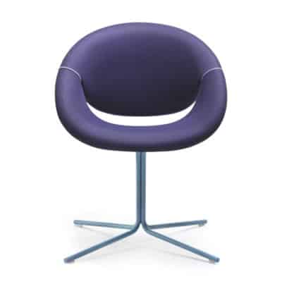 Cadeira So Happy MaxDesign Casapronta e1507671702842 1 - Casapronta com showroom inspirado na funcionalidade