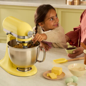 Cor do Ano 2025 KitchenAid: Conheça Butter, o Amarelo que Inspira Criatividade