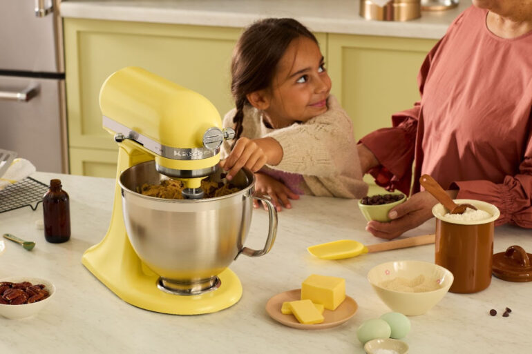 Cor do Ano 2025 KitchenAid: Conheça Butter, o Amarelo que Inspira Criatividade